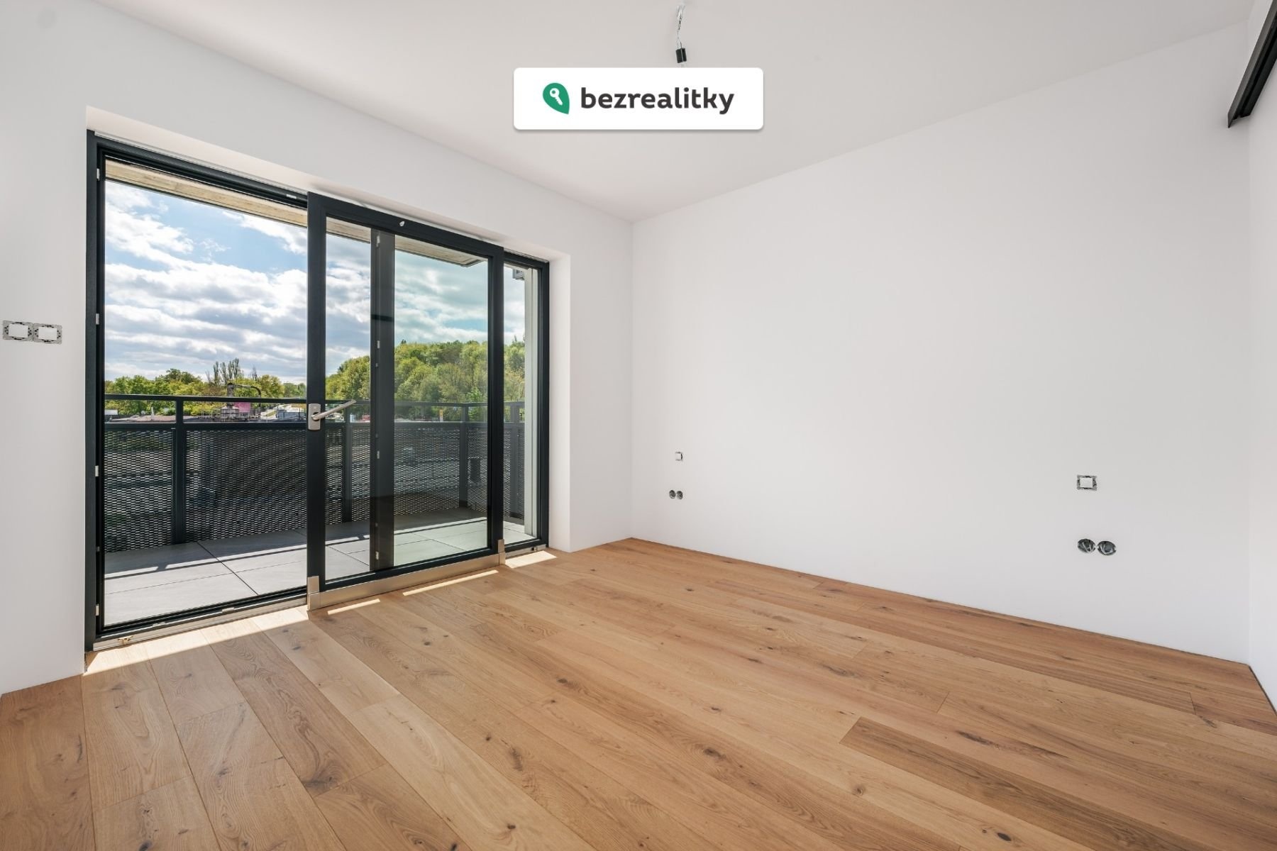 1774517051-ctqmvfaqev-spojovaci-282-29