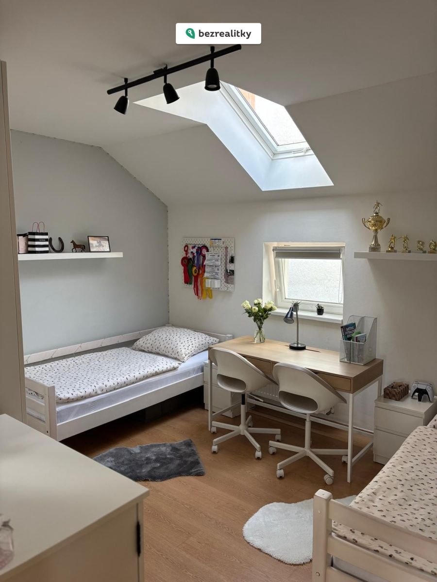 1776186592-jkqsnctwpl-8c2759b5-8c38-4065-8a00-2a58