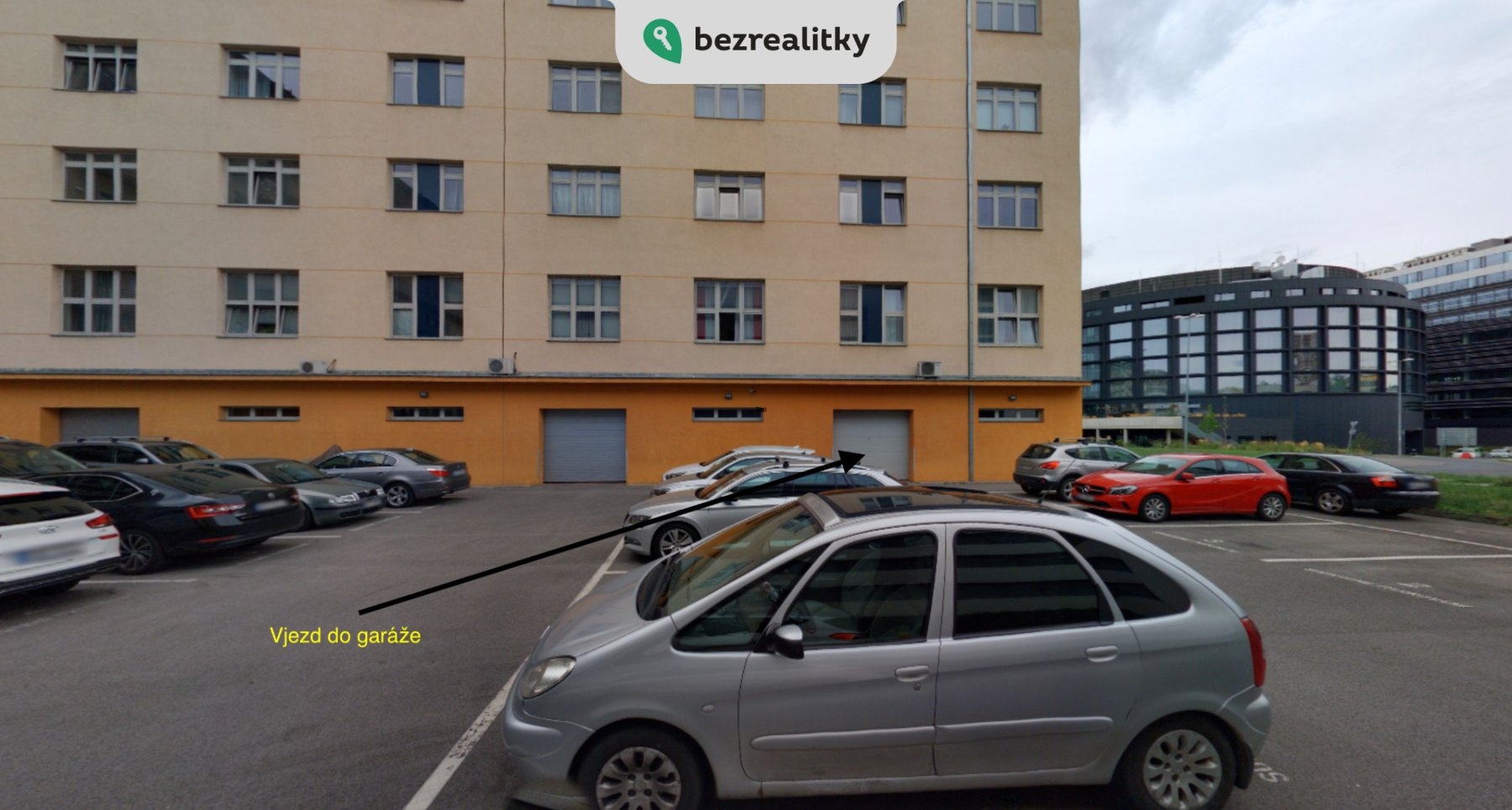 1744101757-esmwfewzgv-p9-garaz-3