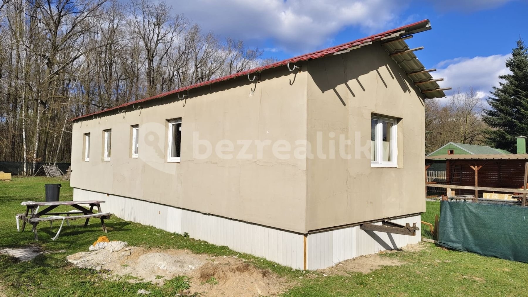 1744307536-datzuuekwp-1000012380