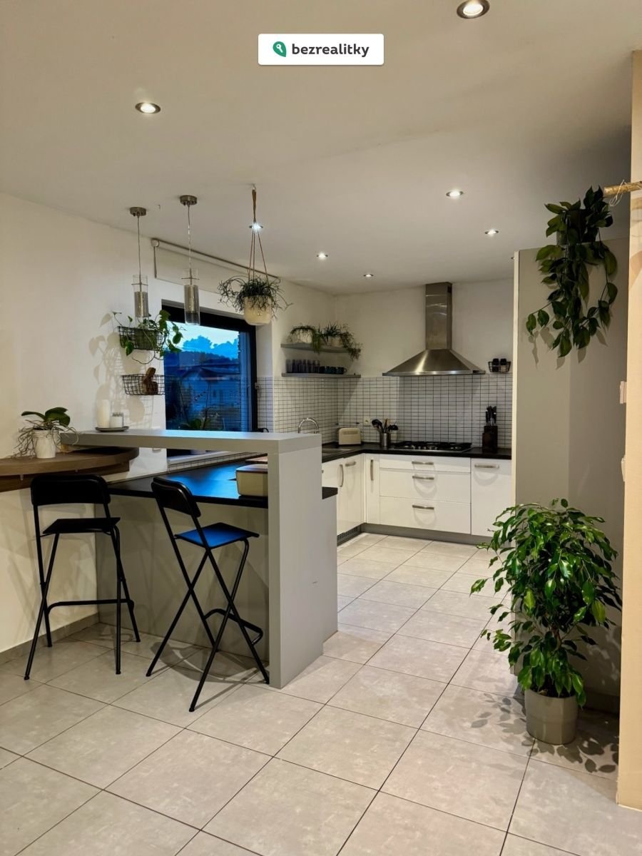 1771864710-xlcsaojjhd-img-4928