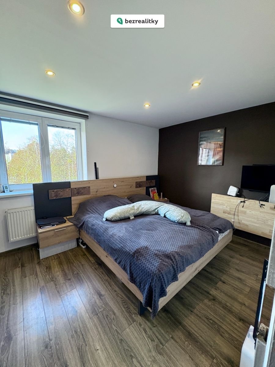 1764075367-nuuaadszxv-img-7759