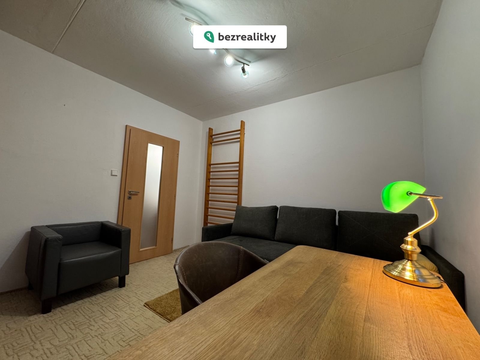 1770324453-wntxkgkjho-img-1142