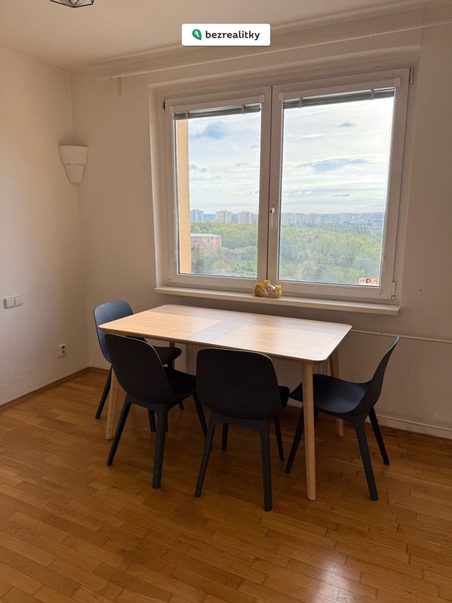 1773303901-emjuuiqpnm-12