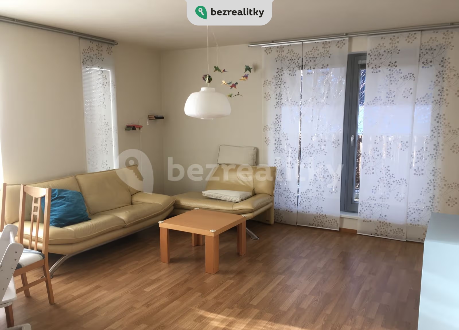 1746127933-mekkglzarz-byt-1