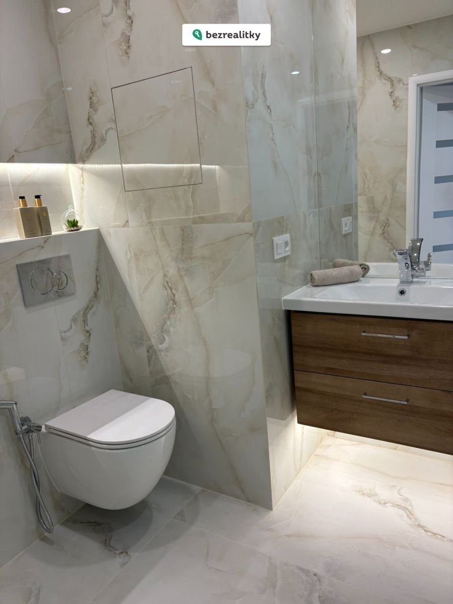 1771584489-wwgzjqbjvm-img-9-1