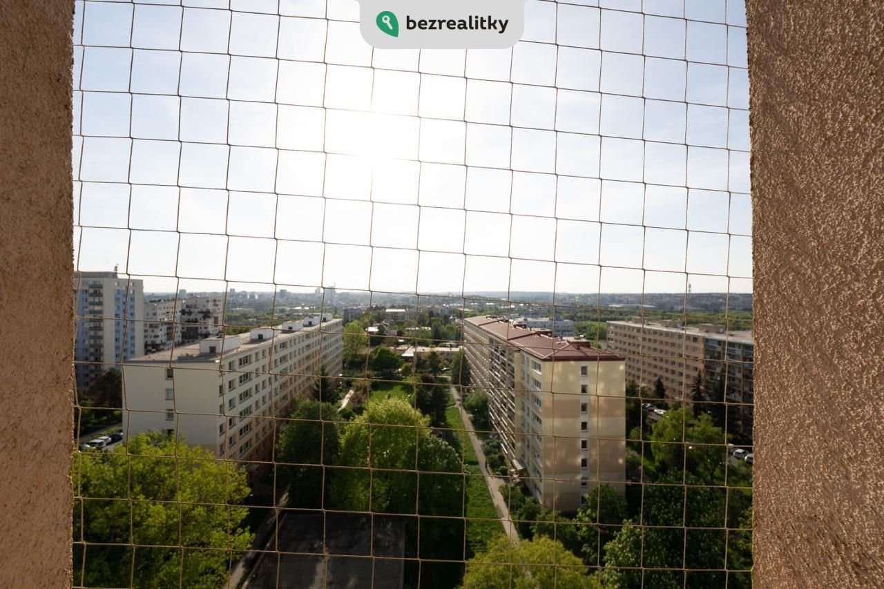 1746725295-smkppkadtg-img-0726