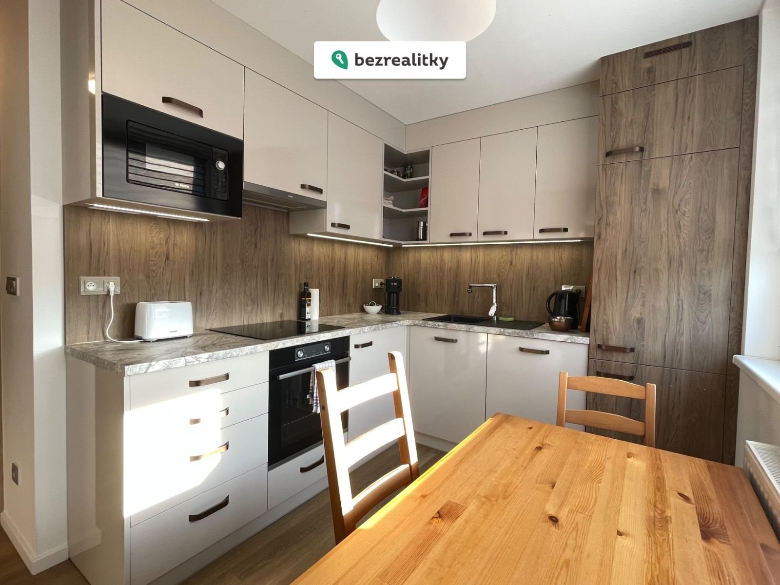 1770996205-zblcomjgck-1