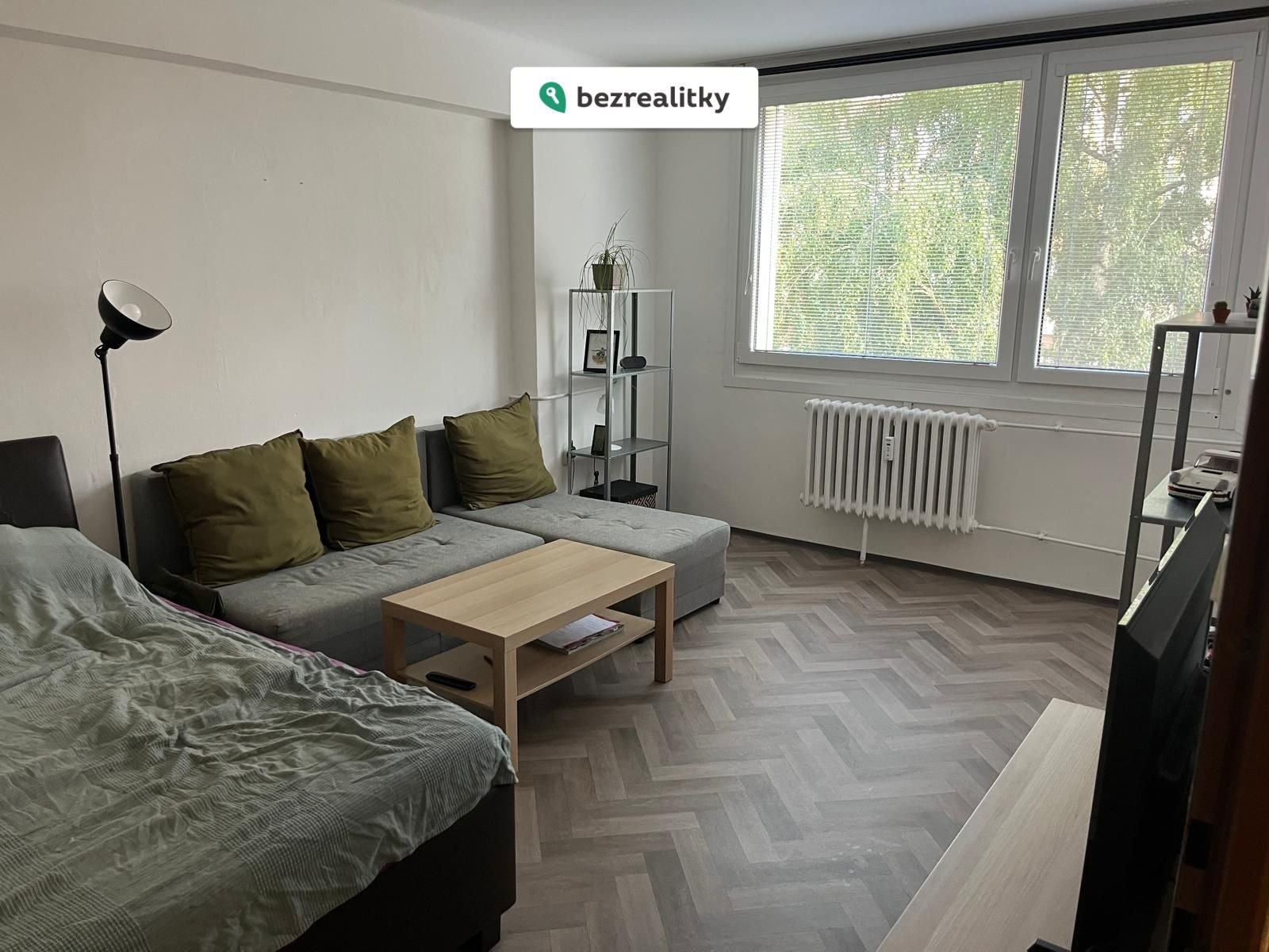 1772361690-wyprltzckq-img-2704