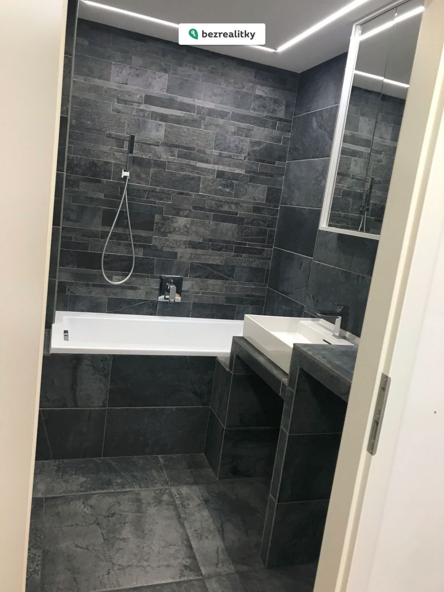 1772494418-lboxlnejka-img-0698-2024-07-26-02-20-18