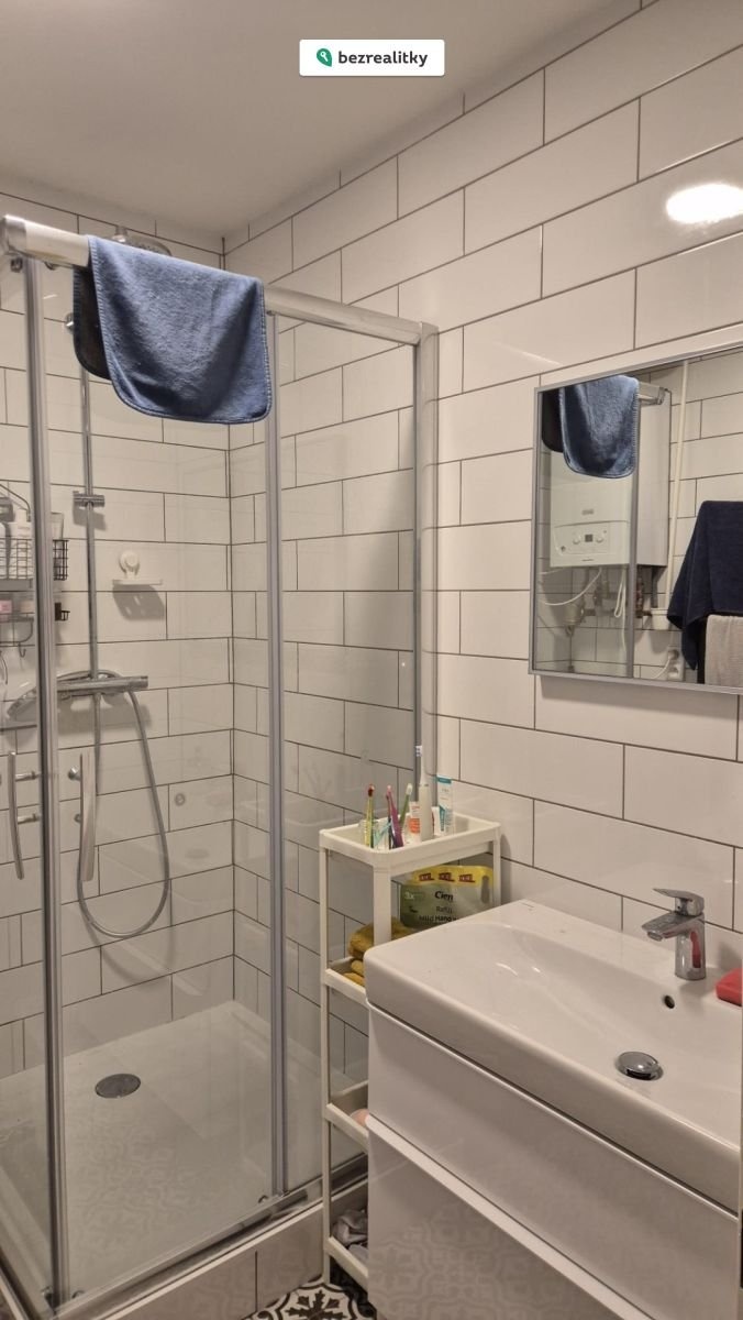 1772096201-mfiqquydhk-whatsapp-image-2026-02-09-at-15-12-47