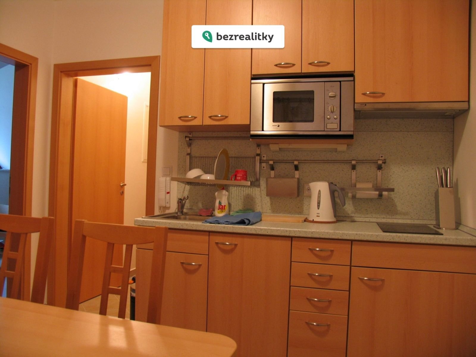 1762863384-xsqtcnhvxr-aptm-kuchyn-02