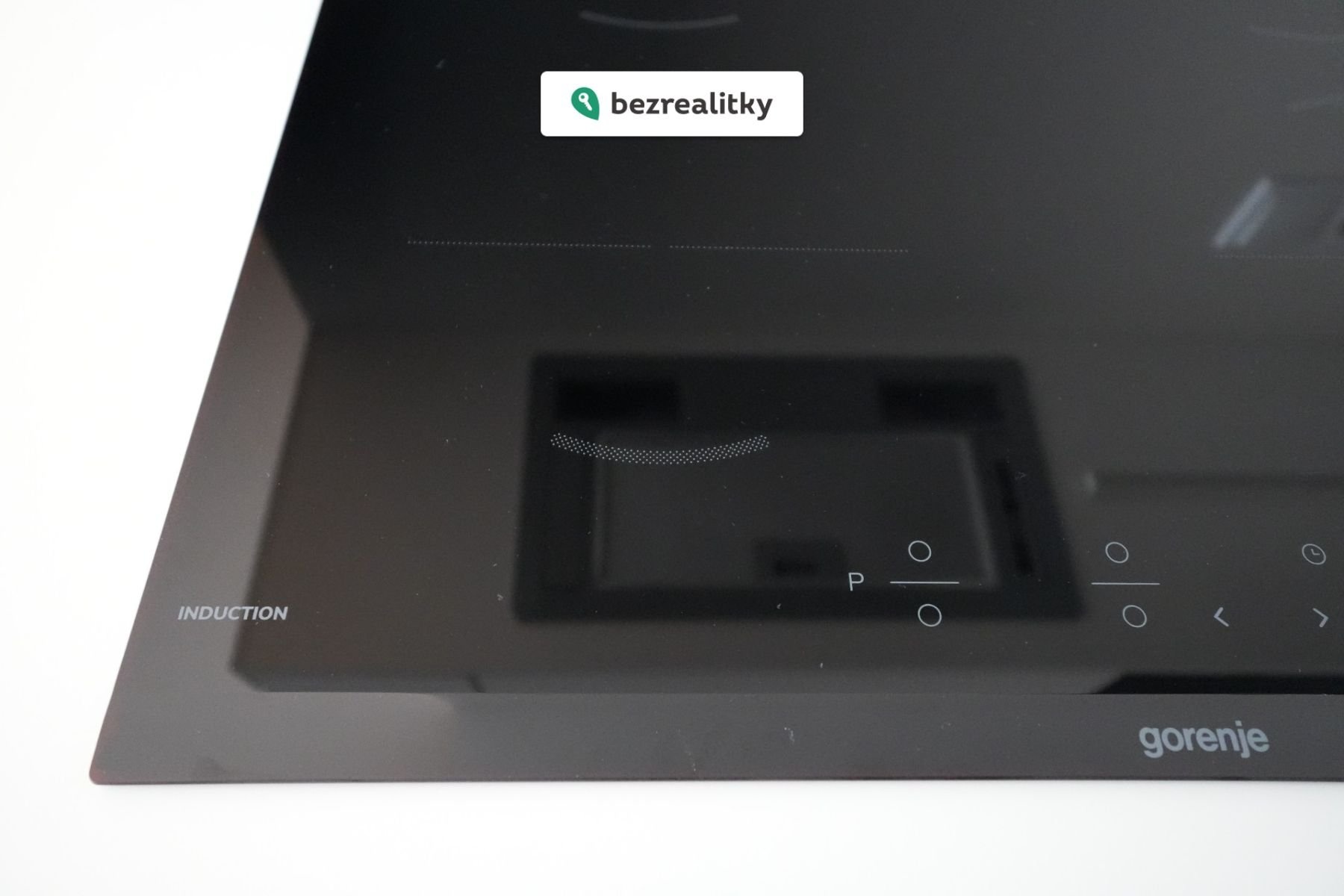 1773915742-sxlerzssbg-kuchyne-cc-8c-indukce