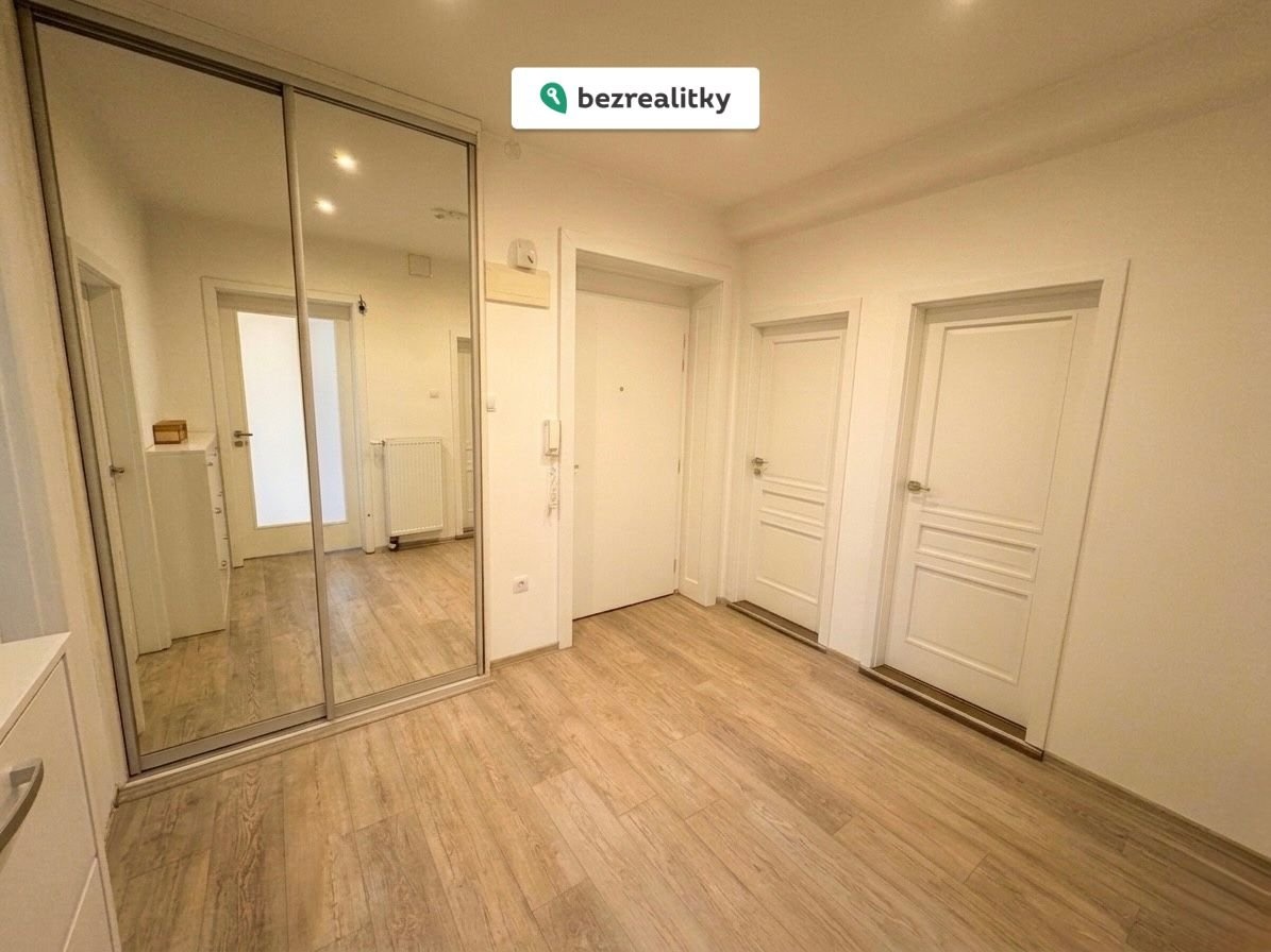 1775414935-hdqxuxnqcu-image1