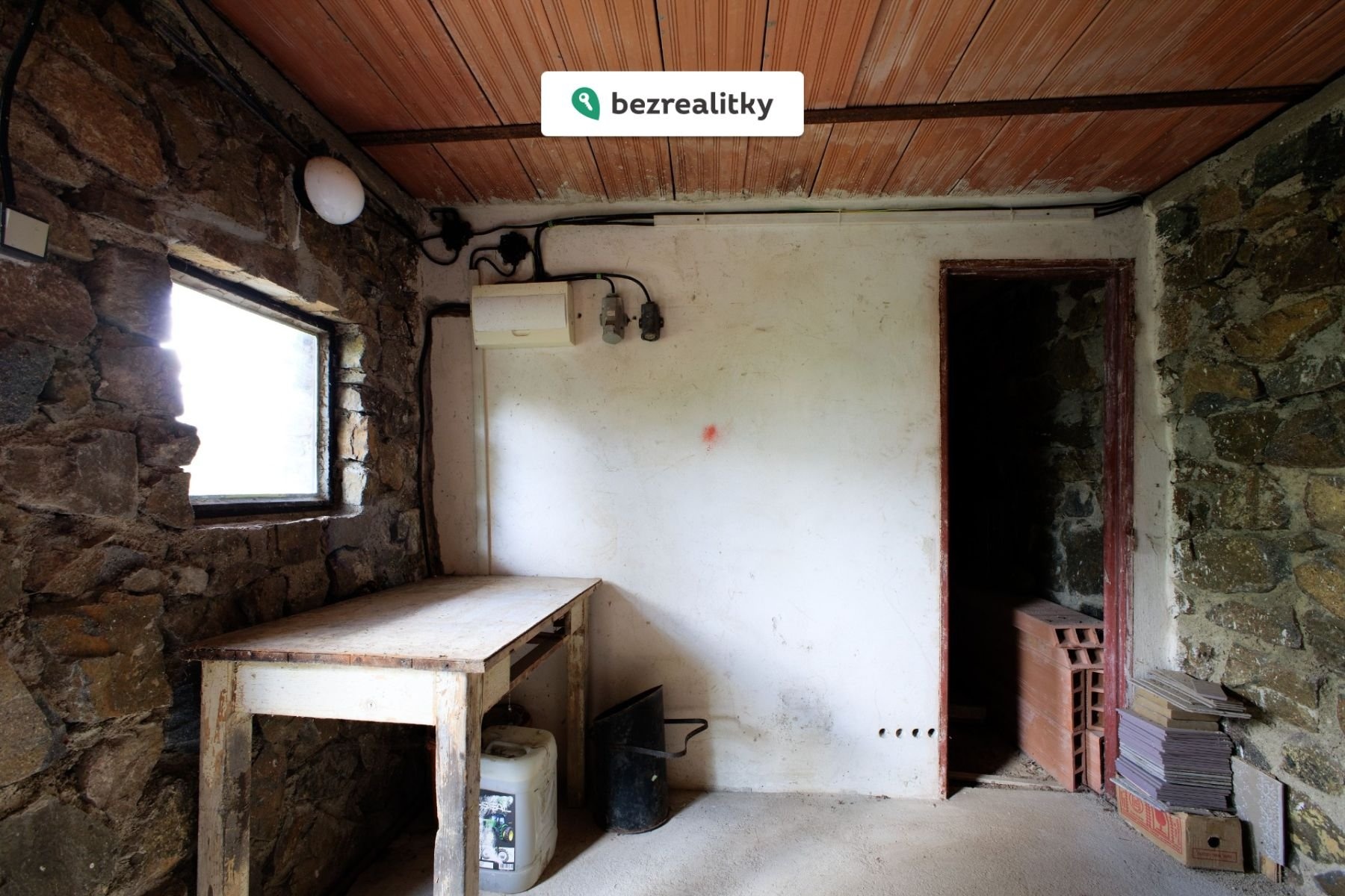 1774261641-qphixohsjz-img-9088