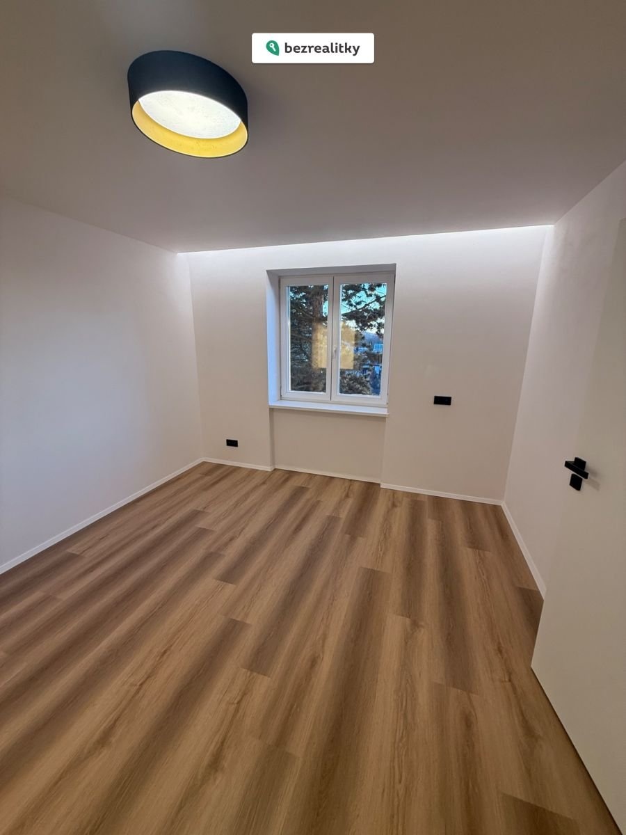 1775641378-jypcpzoeny-img-5571