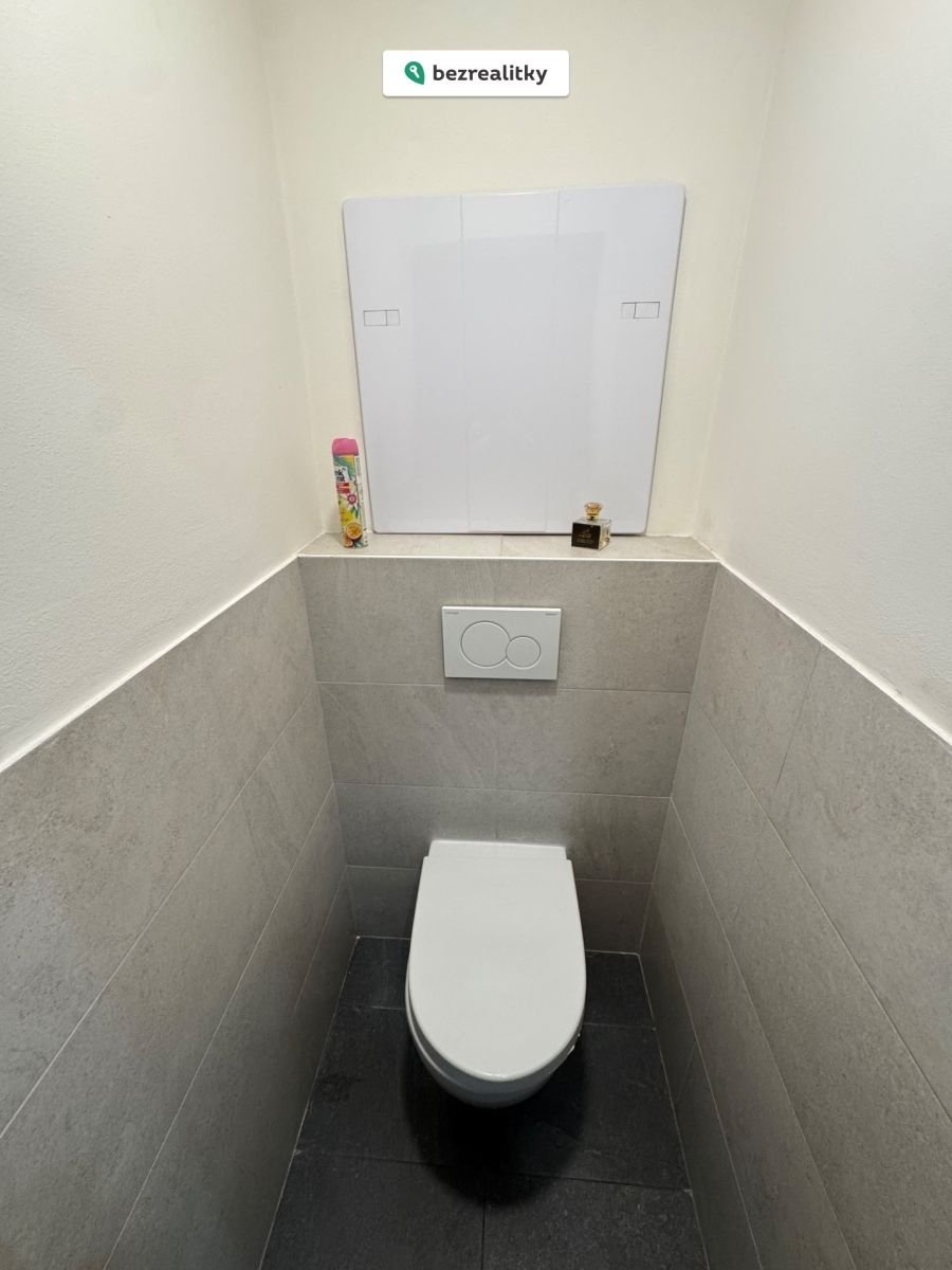 1763141179-oczjquehlk-img-7021