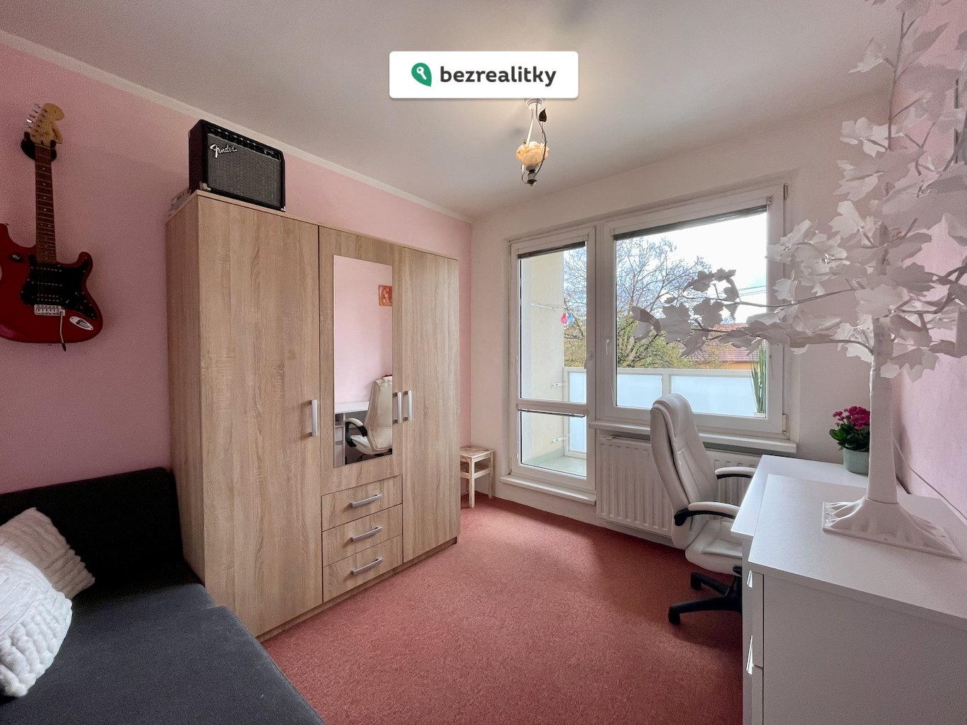 1771187265-lpwsxllkua-img-1927