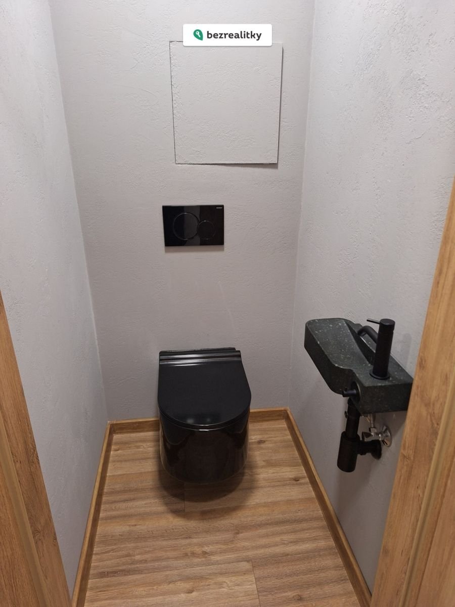 1767822142-qkawkicuoa-20251207-095018