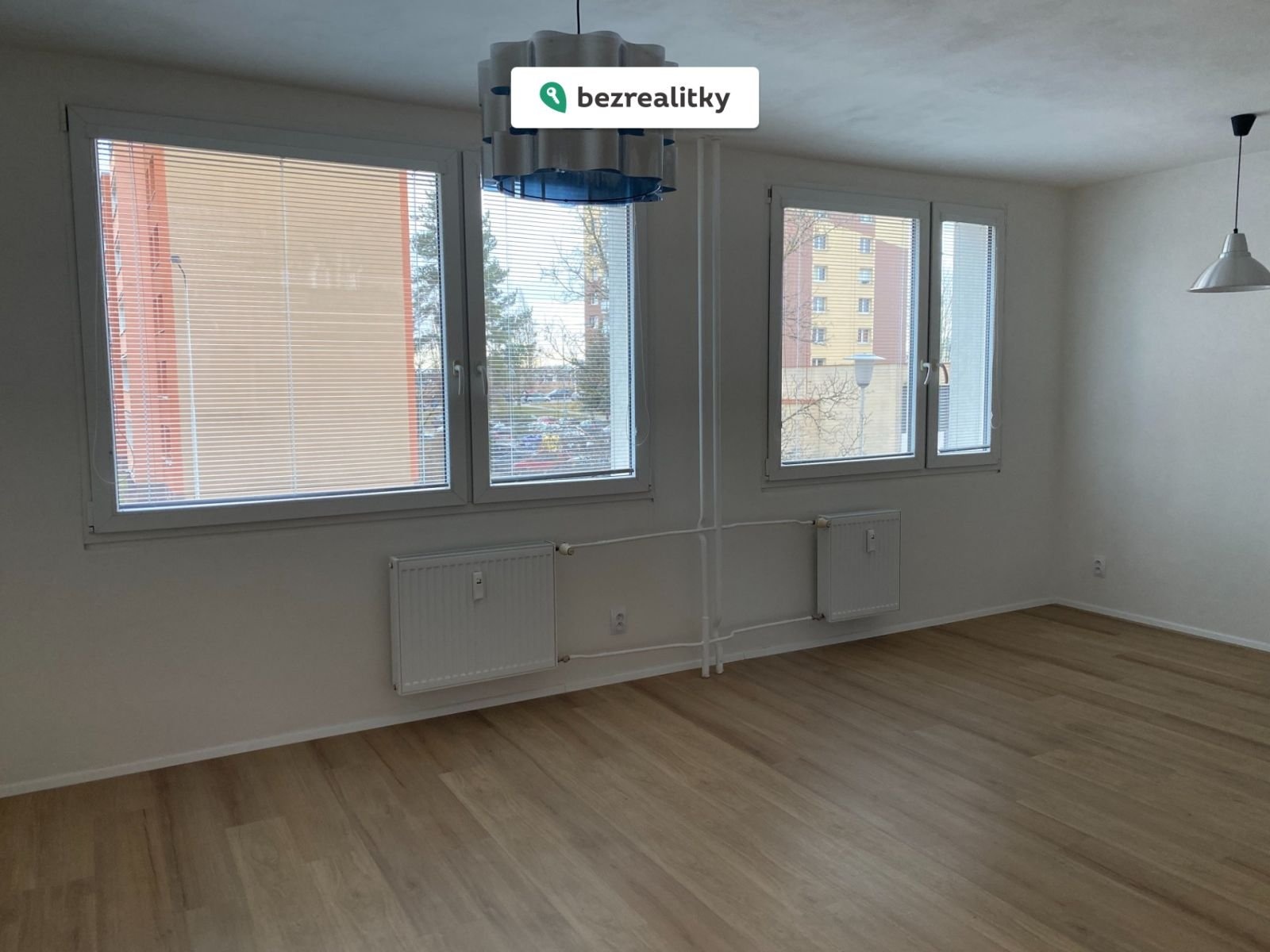 1762455327-cwczphqvxz-img-5824