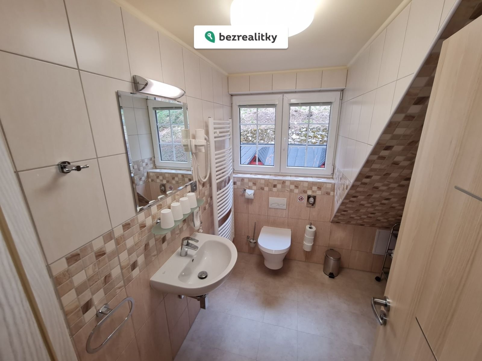 1775038966-vhvzldhzow-8-rezidence-horsk-c3-a1-zahrada-byt-8-28apartm-c3-a1n-2-2bkk-44-2c9-m2-29-2810