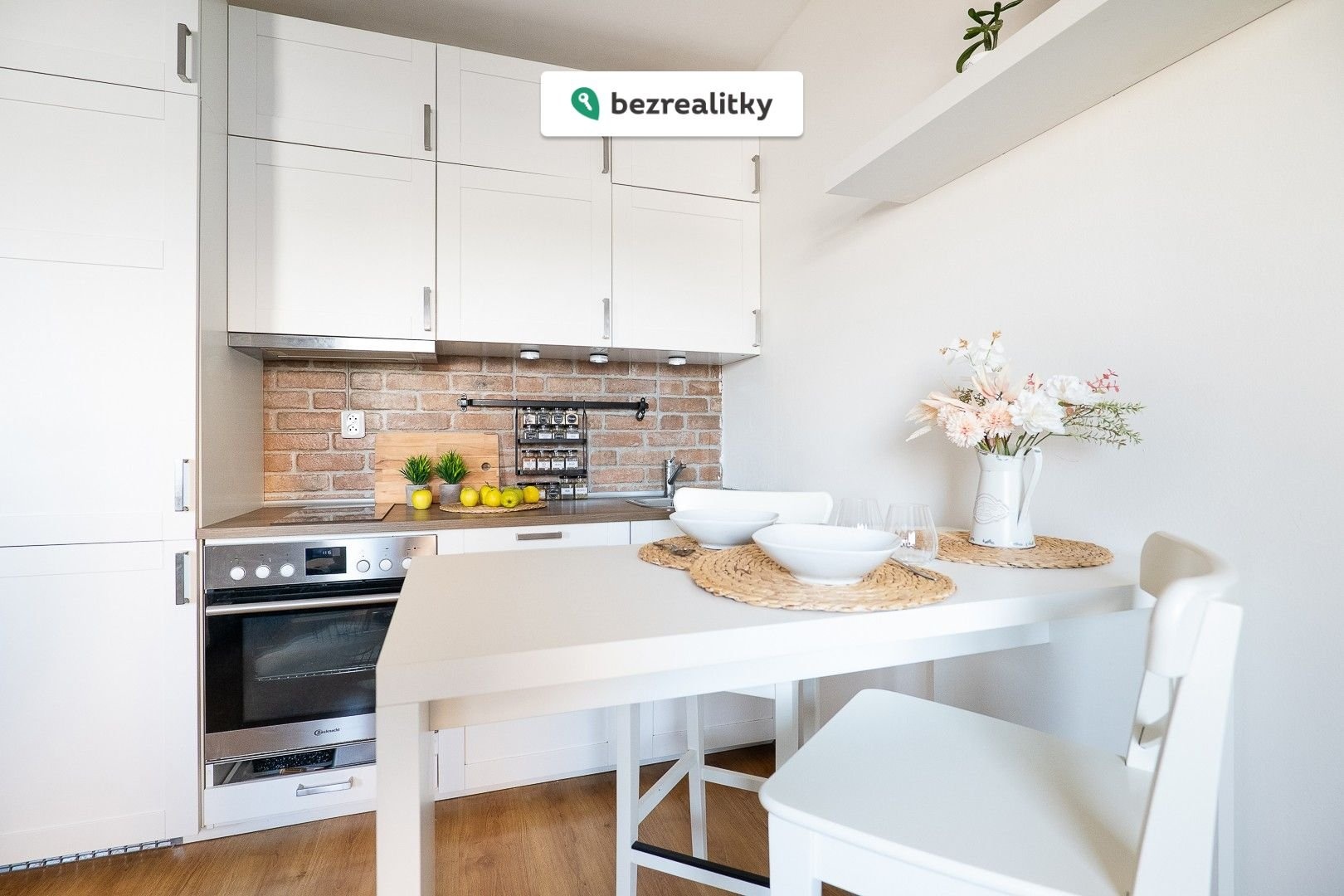 1774734992-woefwqrssr-pana4049