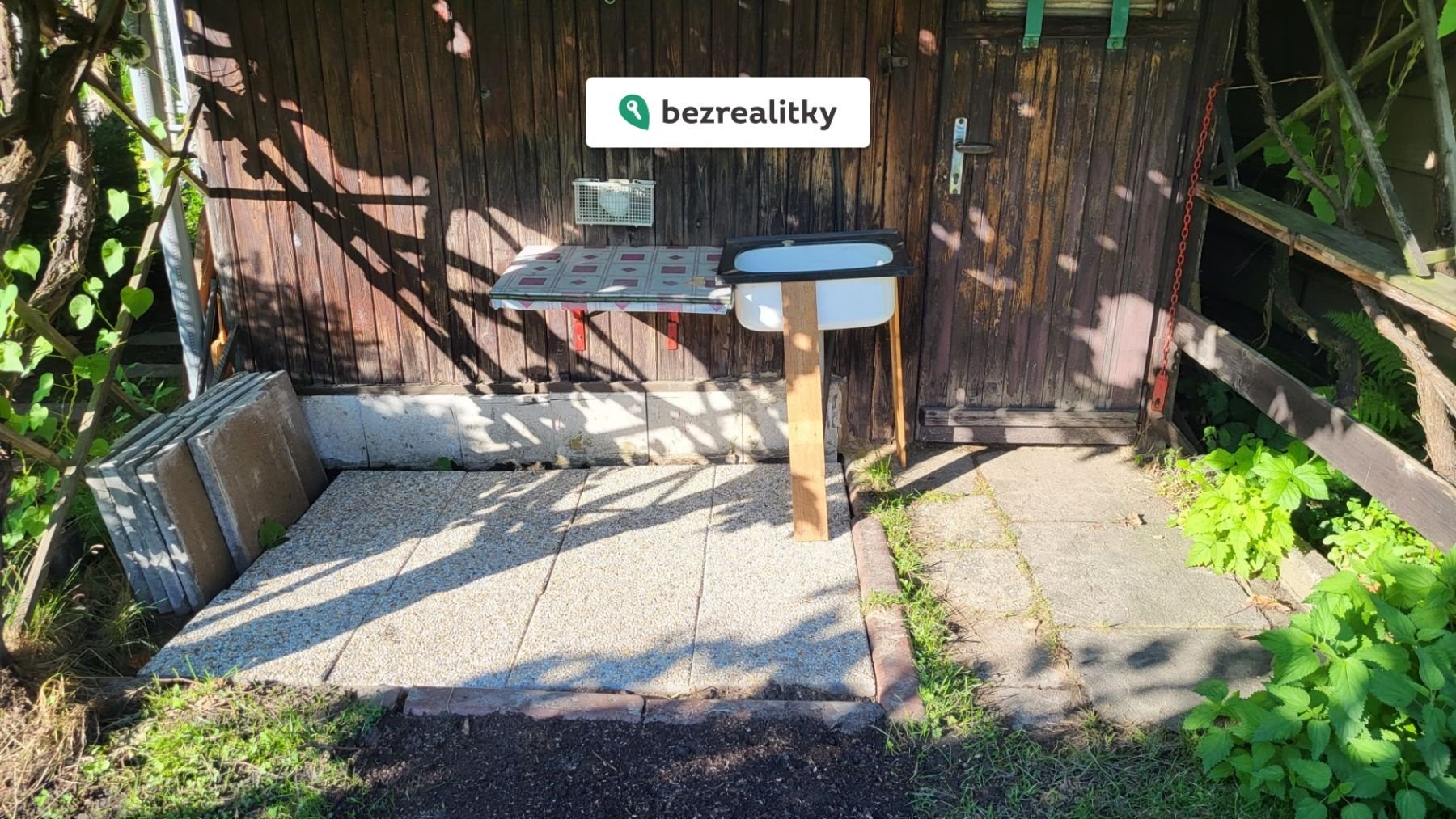 1773098960-qdonrkxmxl-03-chatka-venku