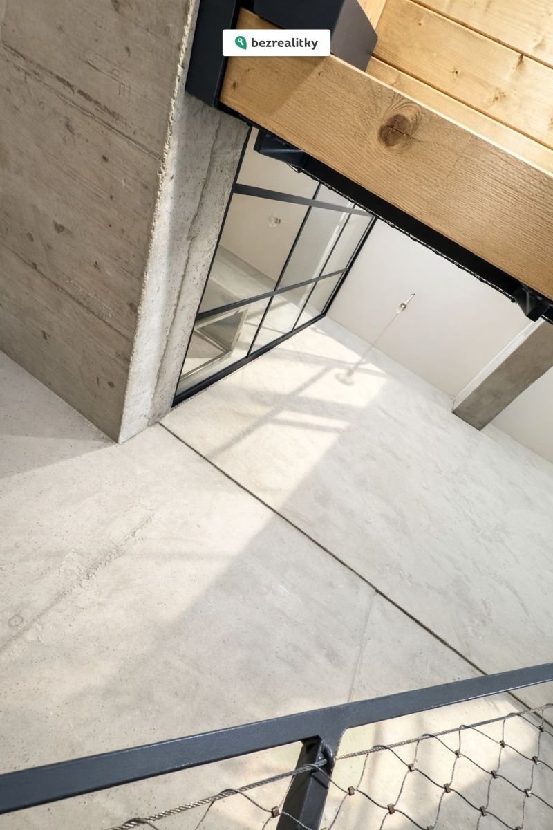 1771105914-xpsmwxrjua-e2fd9939-961b-4df7-9bb4-bf79