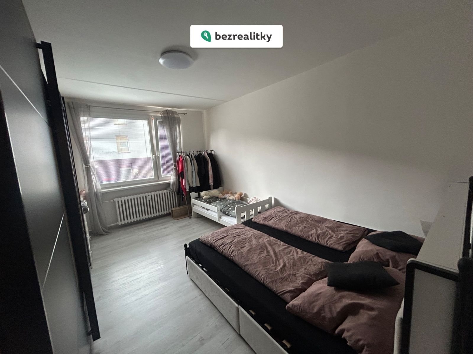 1774166159-airdfxzidx-img-8931