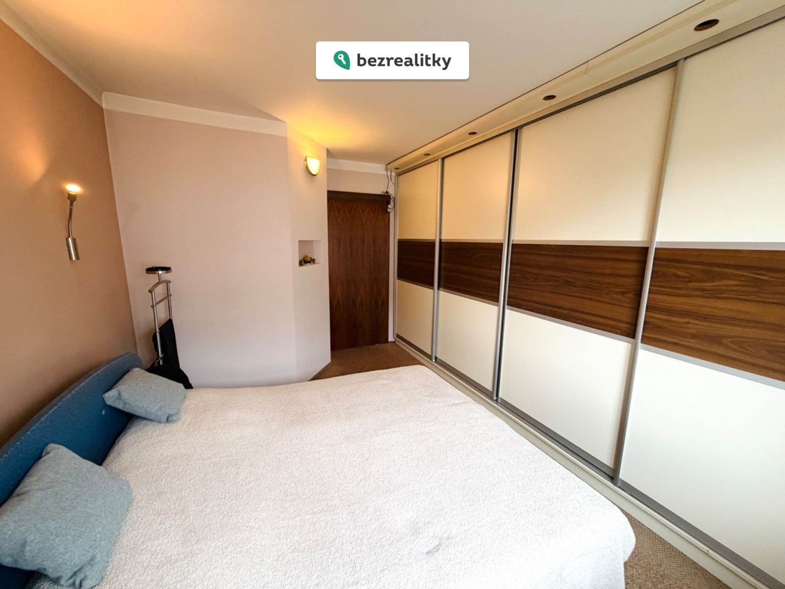 1770674730-vbhfrnwkcz-img-6376