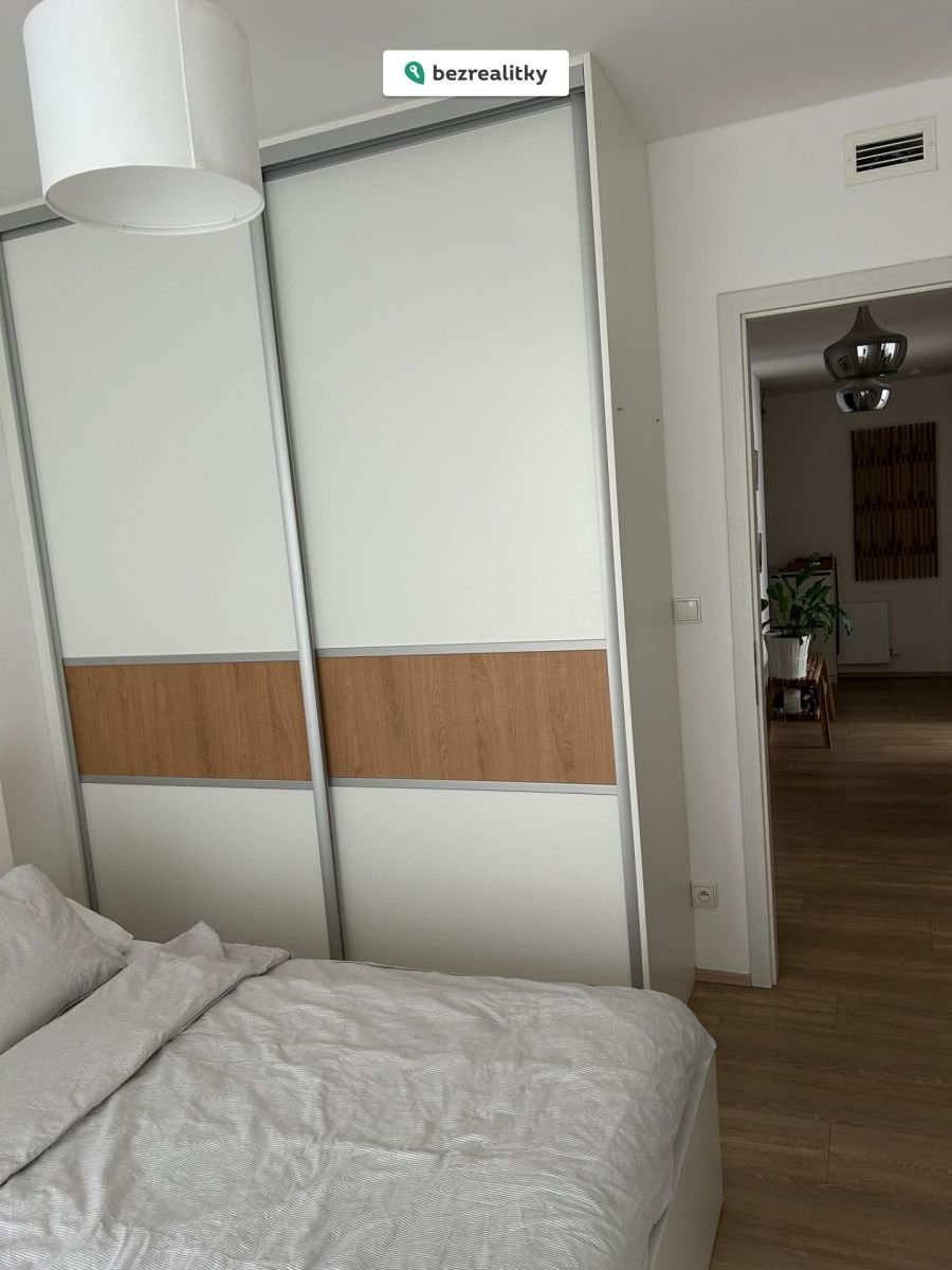 1763315255-lkafidvich-img-5471