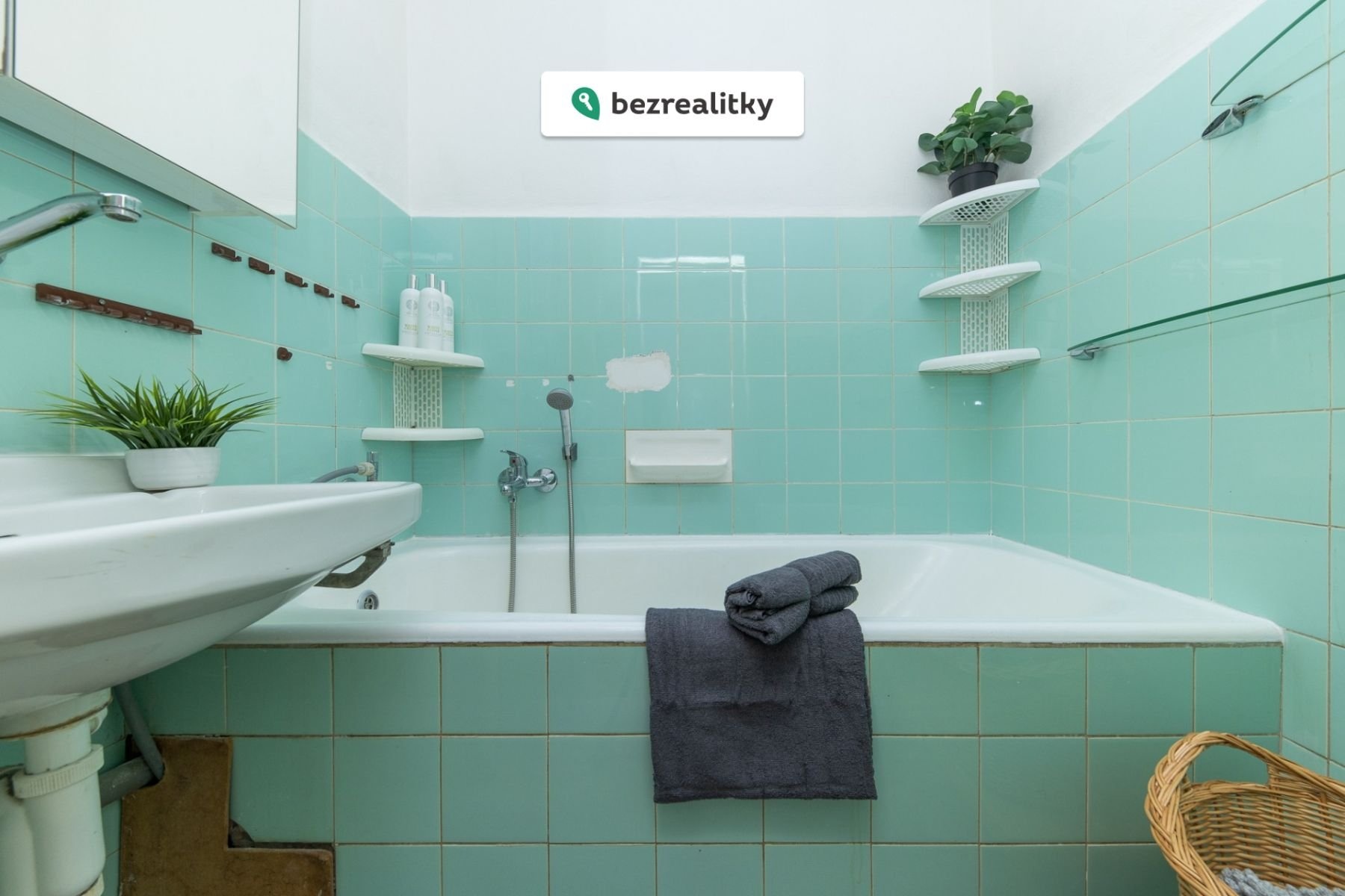 1767780975-nabrnixhmw-21