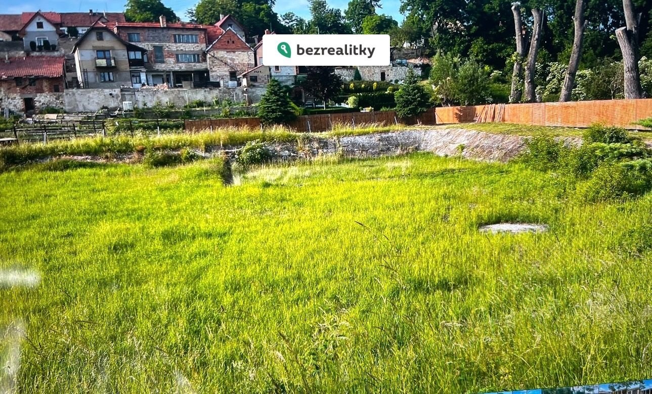 1761134977-jzxzovlfte-img-3705