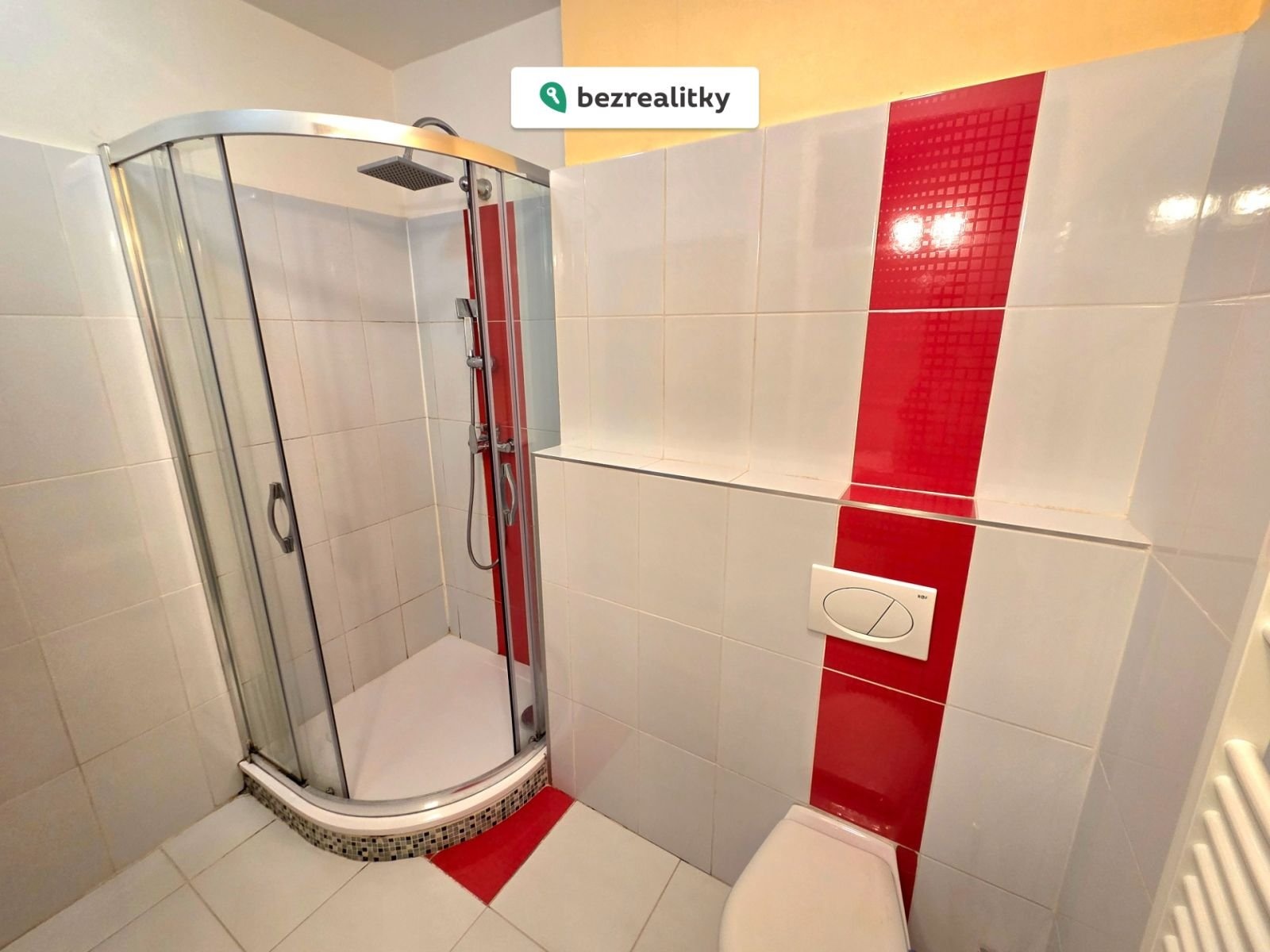 1774823586-rkcnwfyshq-1000081229