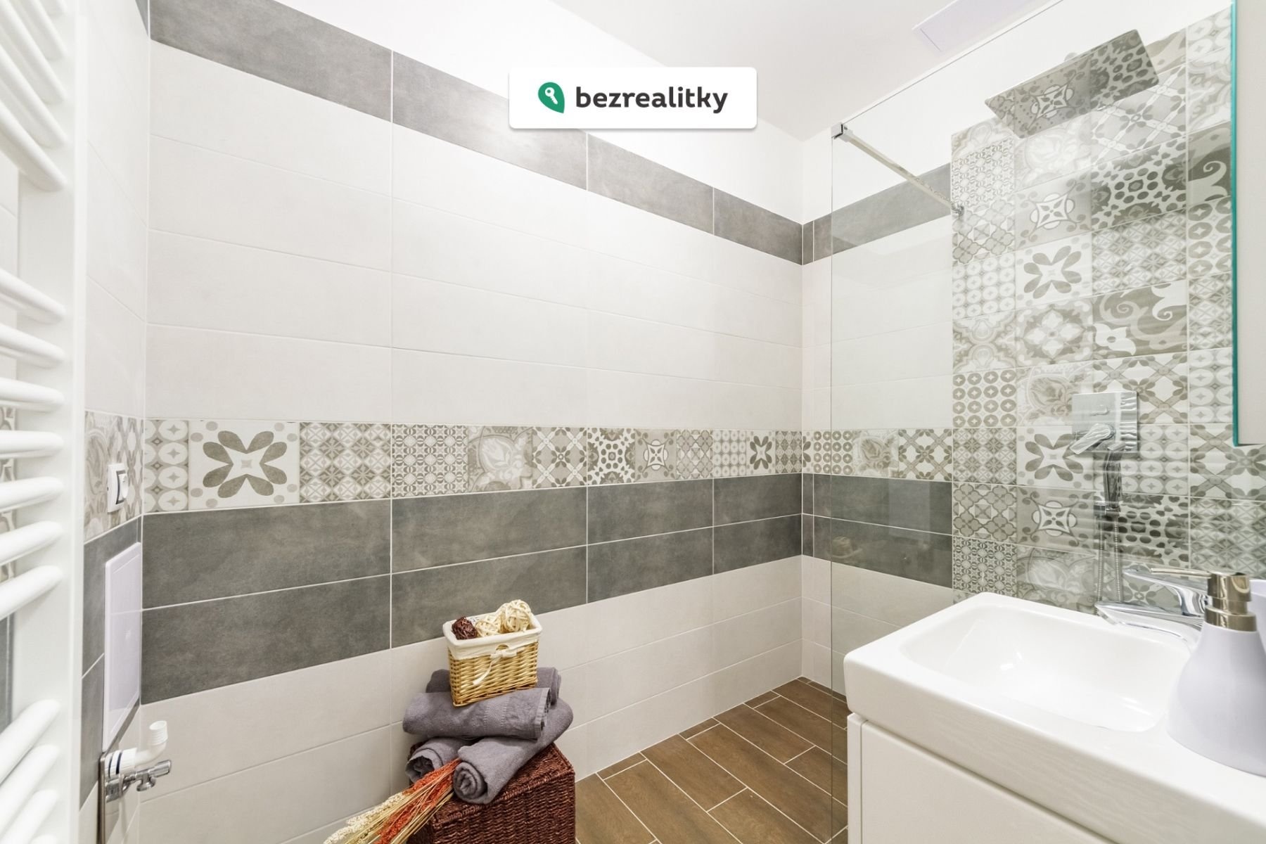 1773298556-evyfzvgwzx-img-3844-hdr