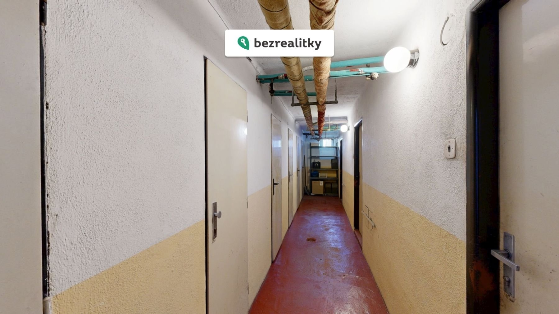 1774956532-jcmqdnrpaz-chodba-sklep