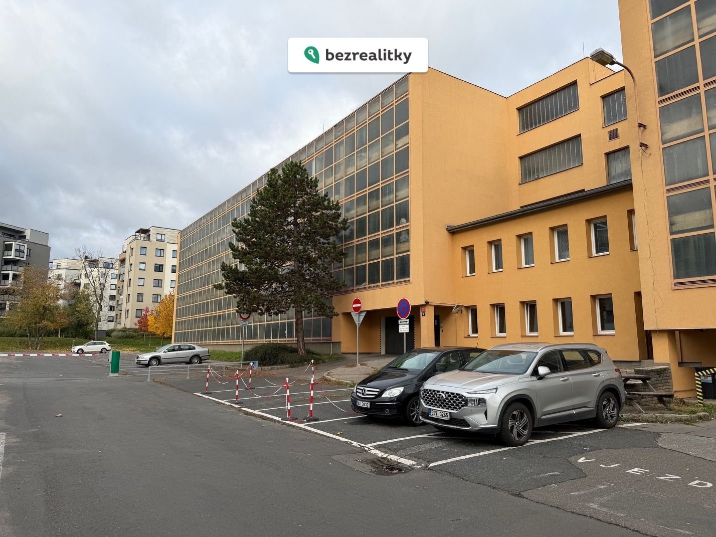 1761664845-oxwjgrejhr-img-8070