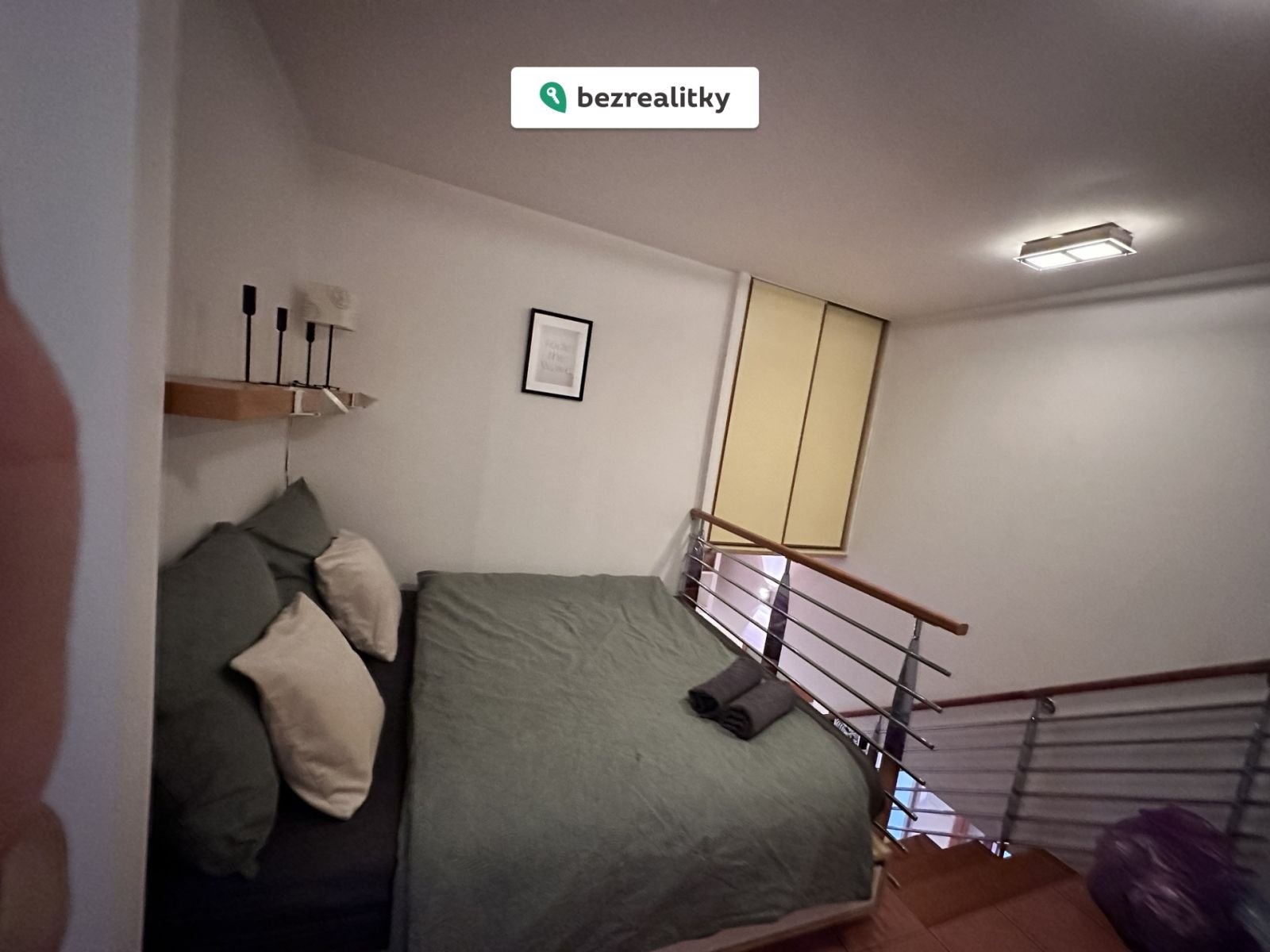 1764027792-vikwapqrpg-img-5222