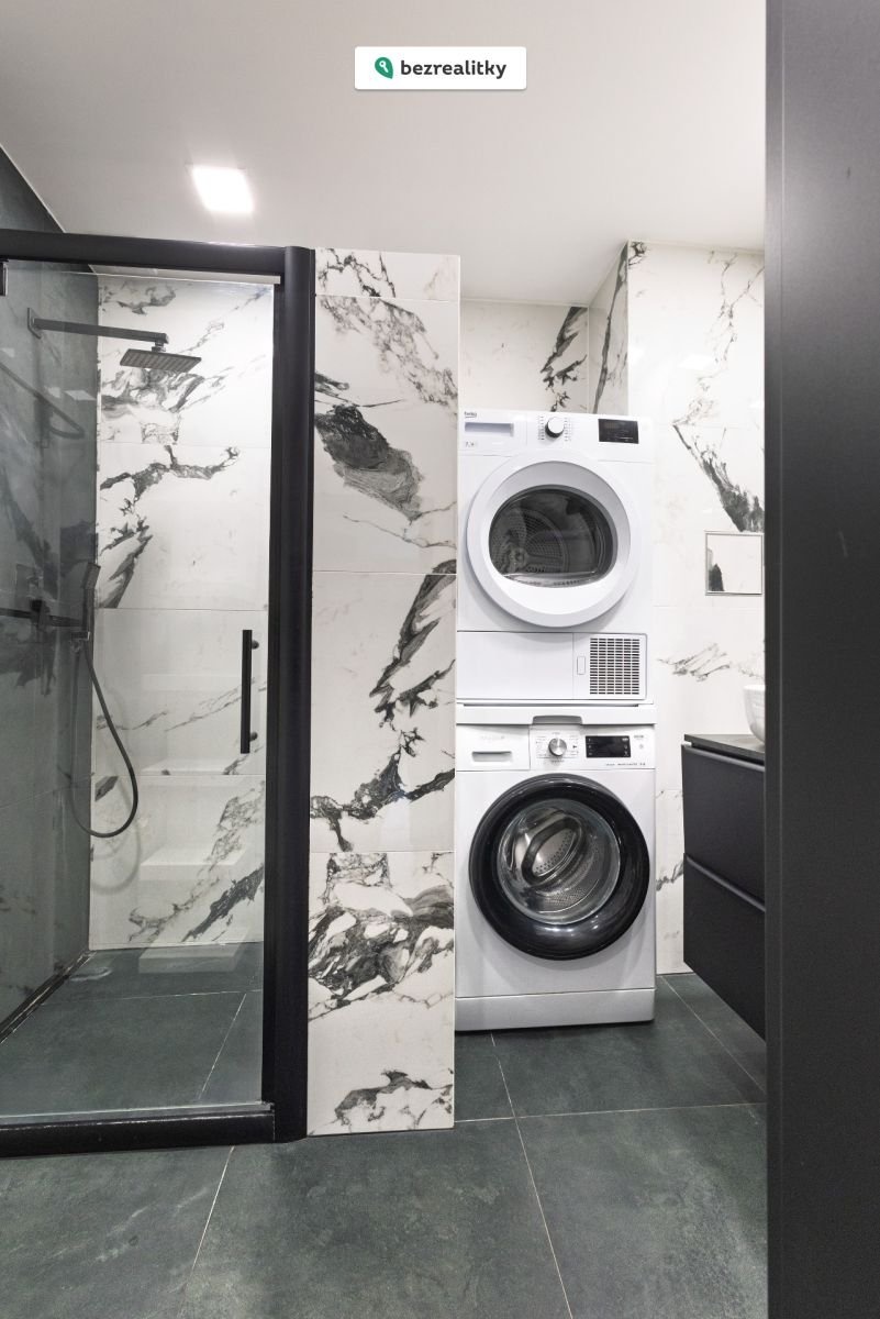 1775833349-axqpokmewx-koupelna2