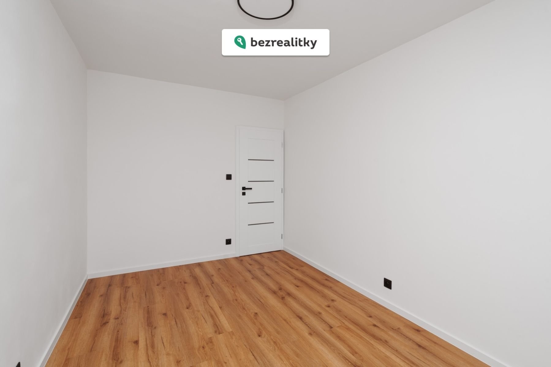 1770566690-qlkfujjfvn-a-muchy-288-of-18-29