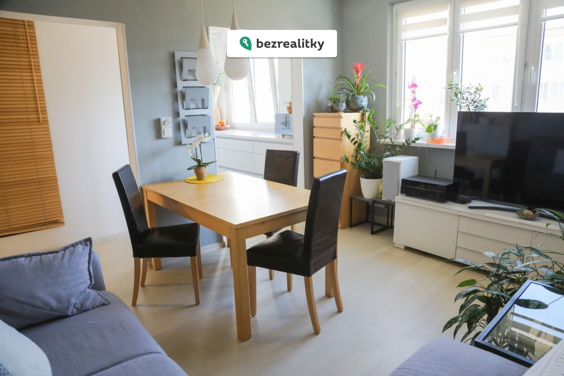 1774190938-fhqnfrjzcb-pic-1027