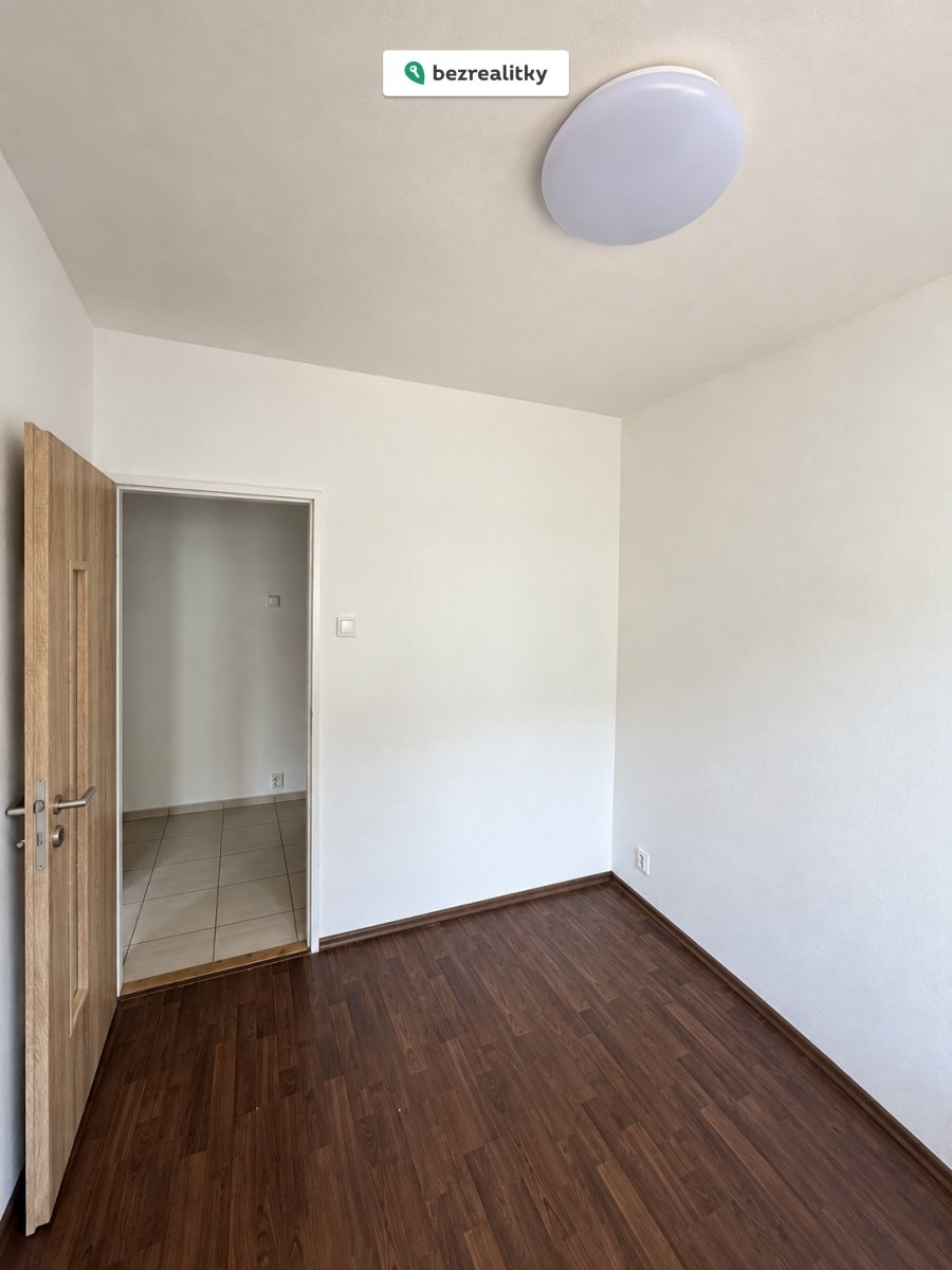 1789924535-euuhazzinr-pokoja2