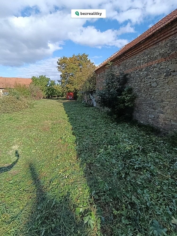 1791831457-kzeumawvla-img-20261011-150118
