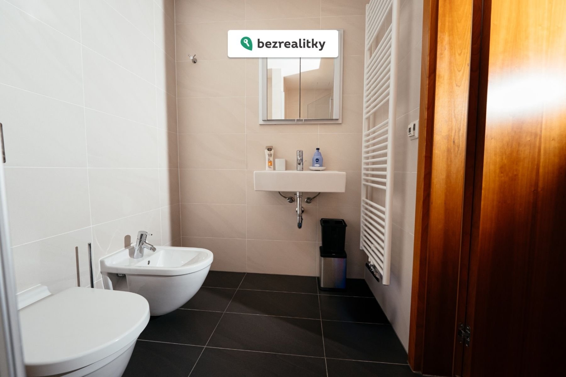 1767038532-bxgszdasta-1-24