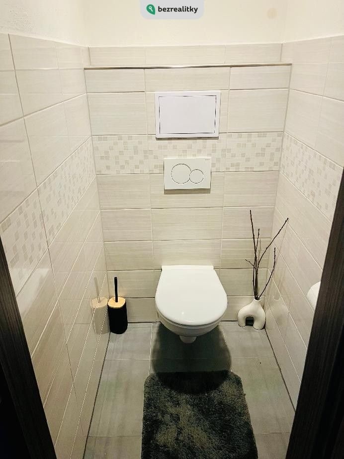 1749412800-lbuarfpbre-wc