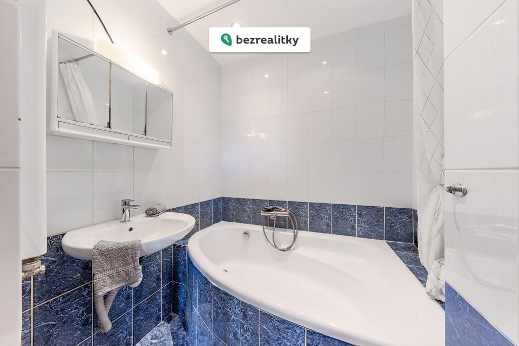 1771754363-sozzdwazyz-terezadvorak-namalovance-4