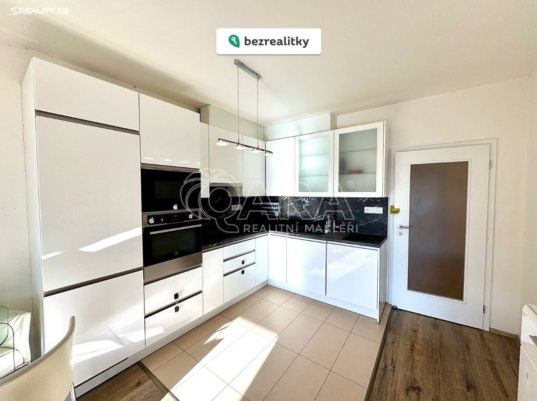 1774611992-yjsxtdhvho-photo-2026-03-11-09-21-40-5b