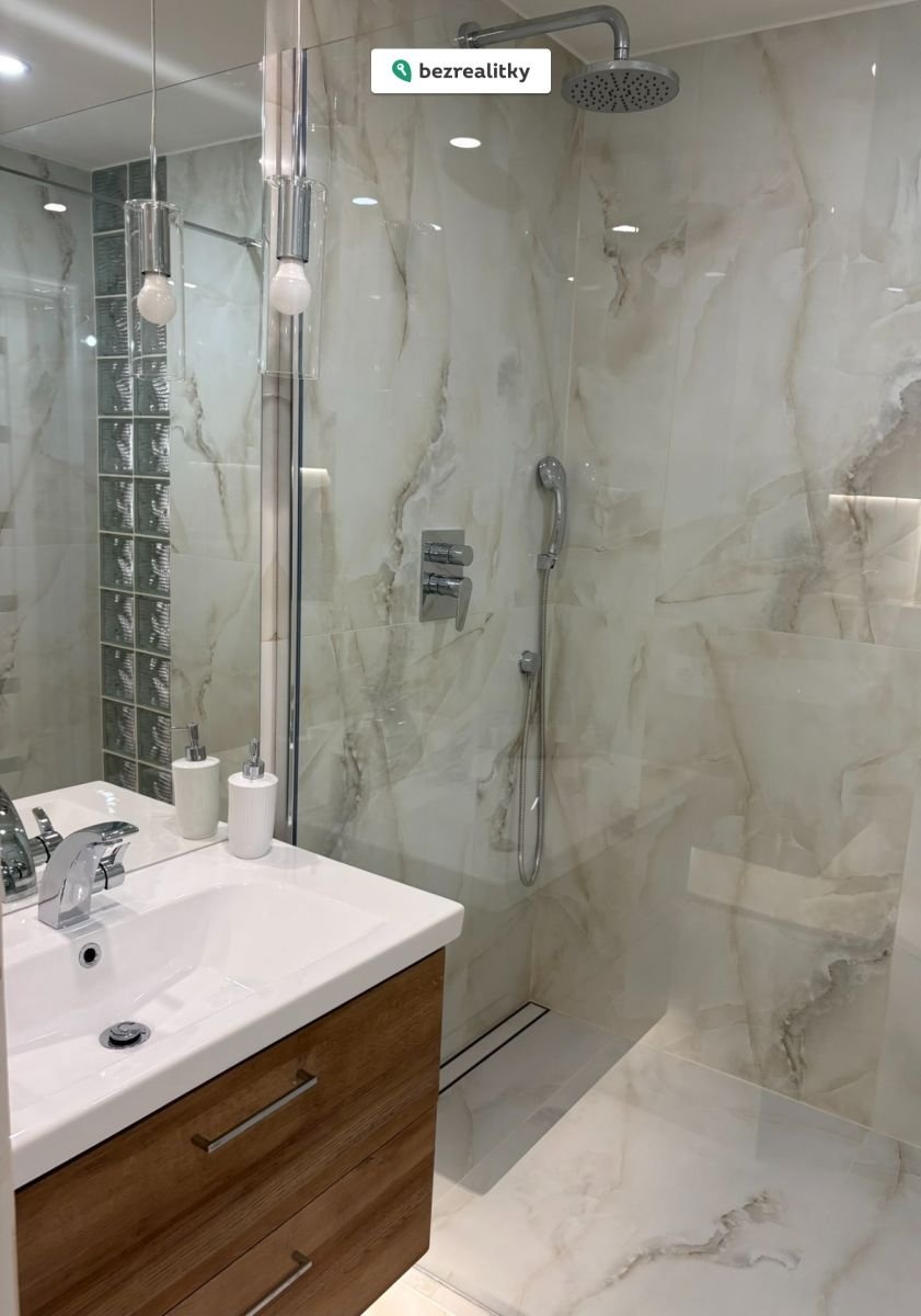 1771584512-qtogncqyhi-img-9-3