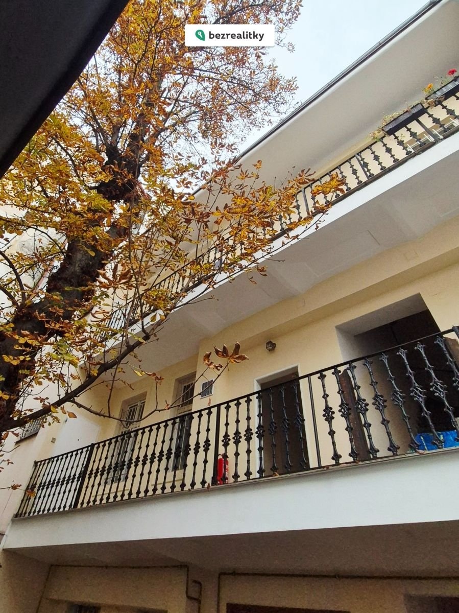 1762008380-fmiriolbxa-20251101-121014