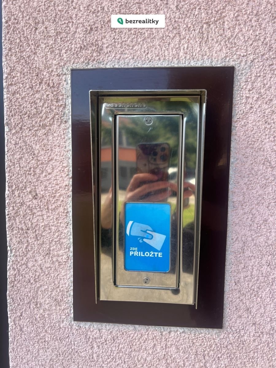 1775158455-tldrhjrshl-img-8662